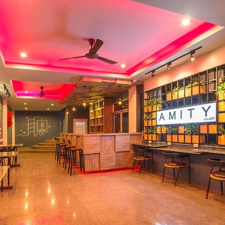 Amity Poshtel Hostel Krabi Exterior photo