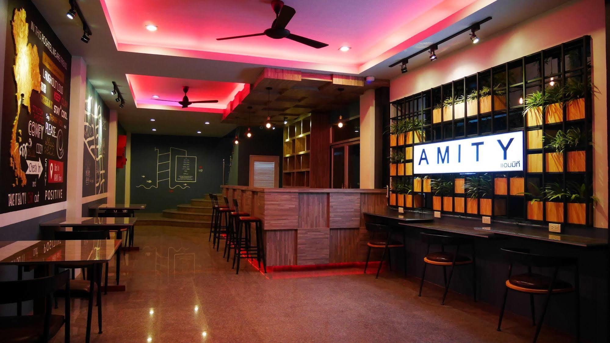 Amity Poshtel Hostel Krabi Exterior photo
